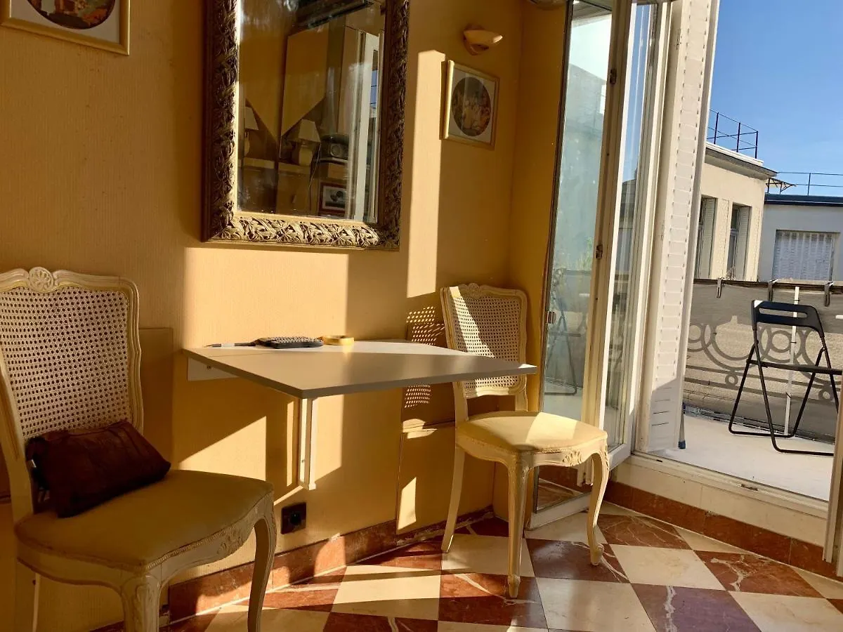 Home Sweet Home Claridge Champs-Elysees Παρίσι 0*,  Γαλλία